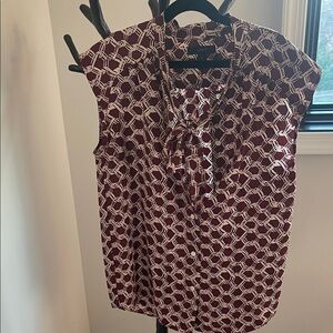 J.Crew Women's Burgundy and White Patterned Tie Neck Button Down Sleeveless Top
